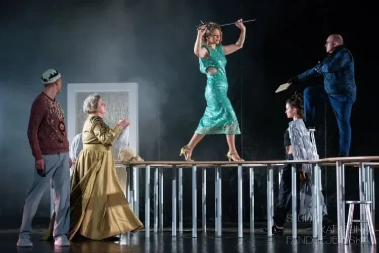„Hamlet na sprzedaż” na podstawie „Studium o Hamlecie”, „Requiem” i „Śmierci Ofelii” Stanisława Wyspiańskiego - Archive image