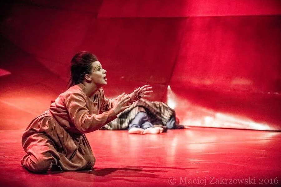 The Trojan Women - archive image