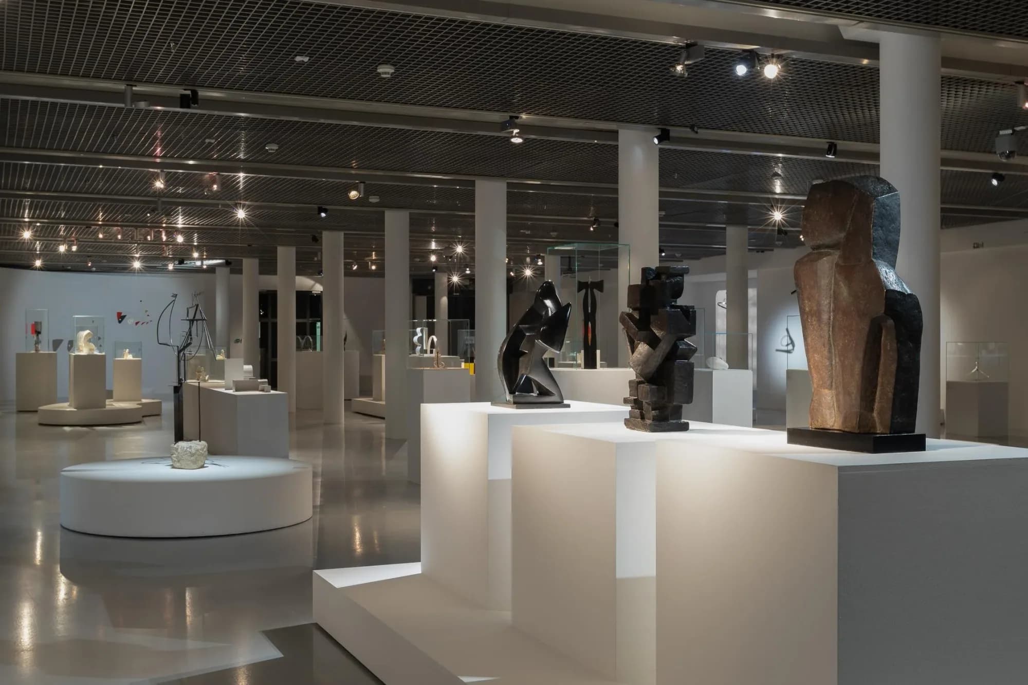 Composing the Space. Sculptures in the Avant-garde - archive image