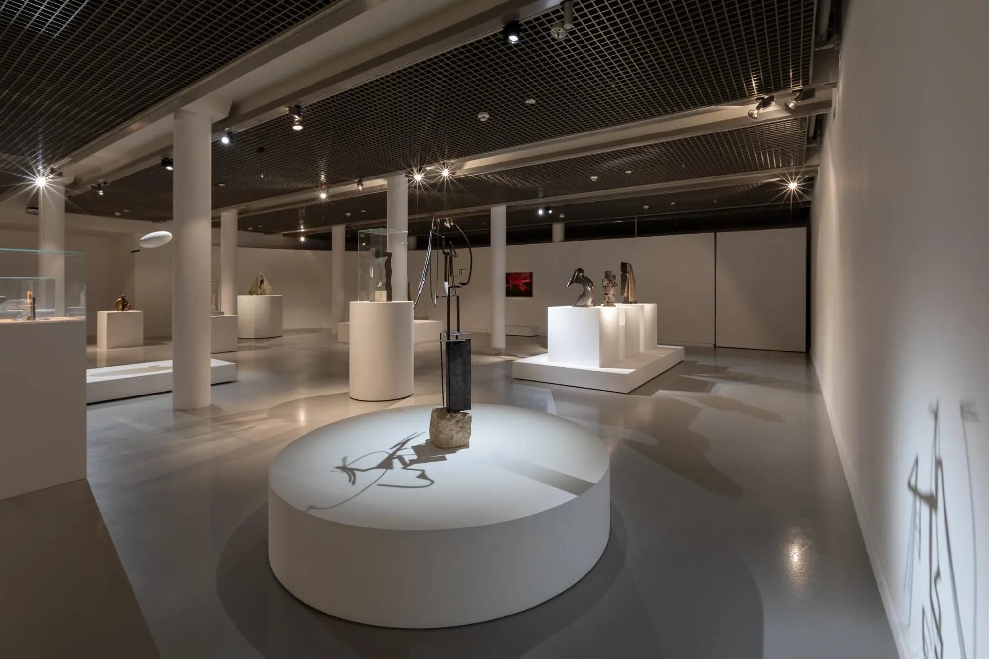 Composing the Space. Sculptures in the Avant-garde - archive image